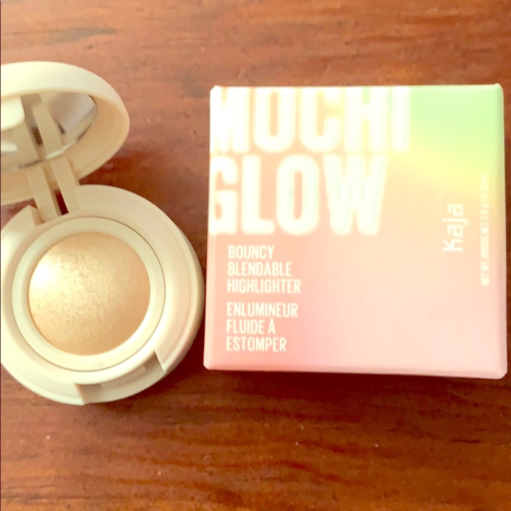 💋Kaja Michigan Glow Bouncy Blendable Highlighter